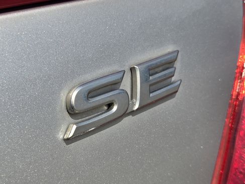 Used 2012 Toyota Camry SE FWD image 31
