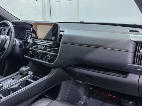 Used 2024 Nissan Pathfinder Rock Creek image 28