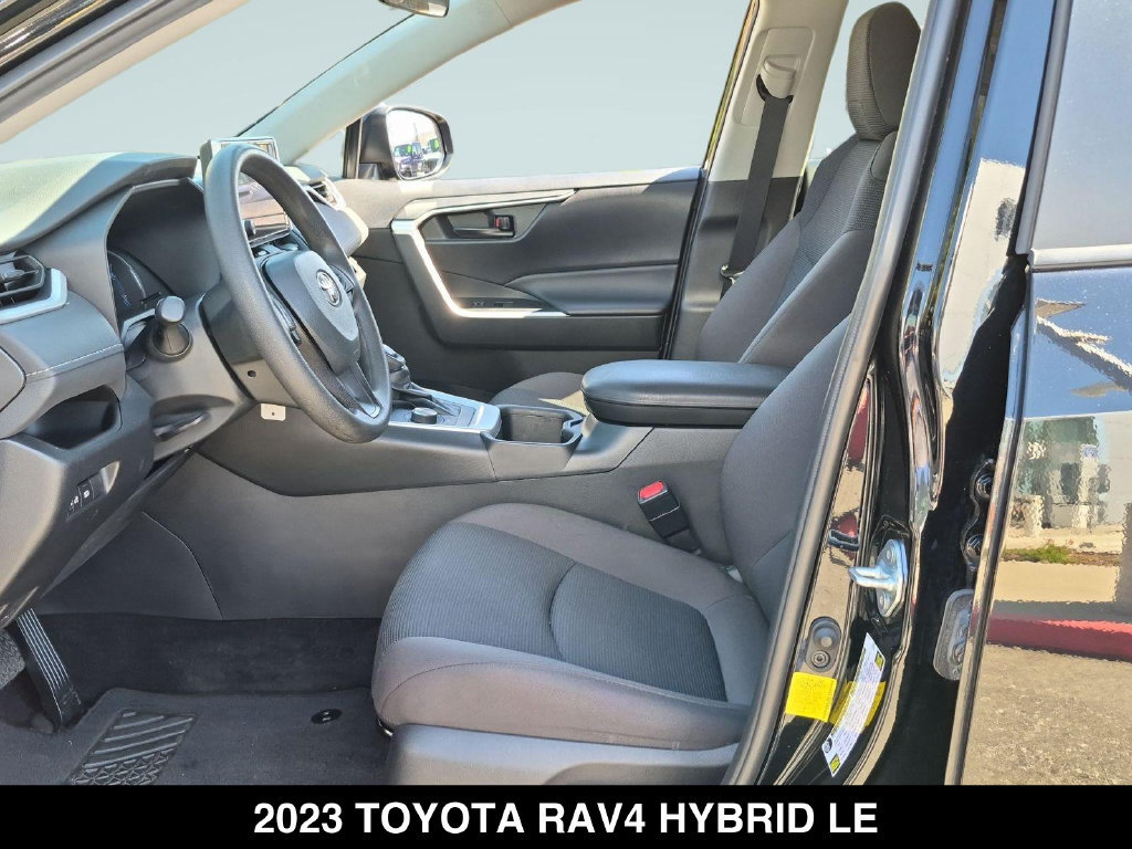Used 2023 Toyota RAV4 LE AWD/4WD image 14