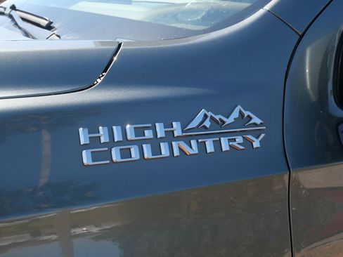 Used 2023 Chevrolet Tahoe High Country image 7