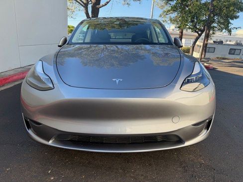Used 2024 Tesla Model Y Long Range image 6