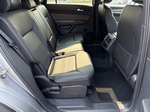 Used 2023 Volkswagen Atlas Cross Sport SE AWD/4WD image 21