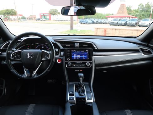 Used 2020 Honda Civic Sport image 11