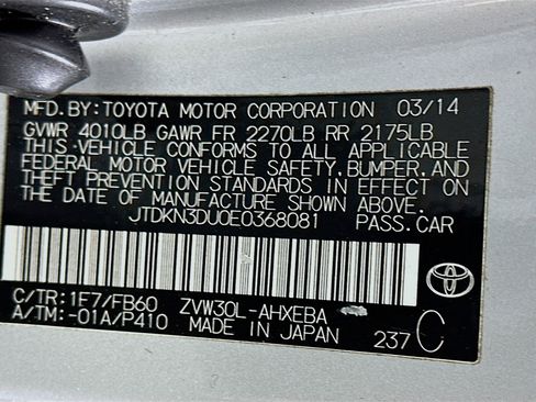 Used 2014 Toyota Prius Two FWD image 12