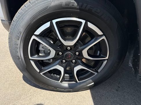Used 2025 Jeep Compass Trailhawk AWD/4WD image 27