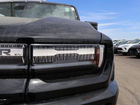 New 2025 GMC Hummer EV 3X w/ Extreme Off-Road Package image 8