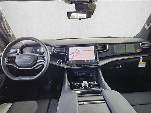 Used 2025 Jeep Grand Wagoneer L Series II Obsidian w/ Quick Order Packagew 28T image 22