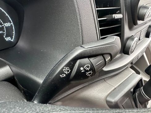 Used 2021 Ford Transit 350 XLT image 29