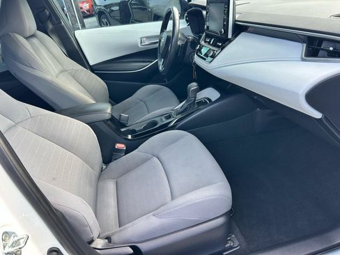 Used 2020 Toyota Corolla SE FWD image 9