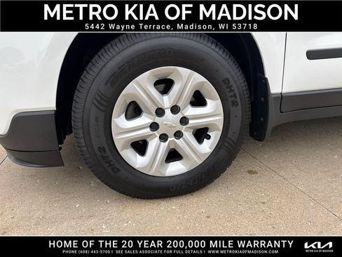 Used 2016 Chevrolet Traverse LS AWD/4WD image 10