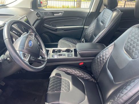 Used 2023 Ford Edge Titanium AWD/4WD image 4