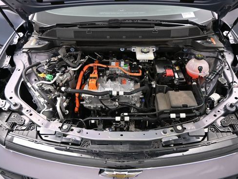 Used 2025 Chevrolet Equinox EV LT w/ Convenience Package image 36