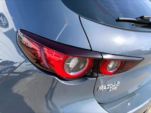 Used 2023 MAZDA MAZDA3 s image 26