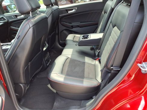Used 2024 Ford Edge ST-Line AWD/4WD image 14