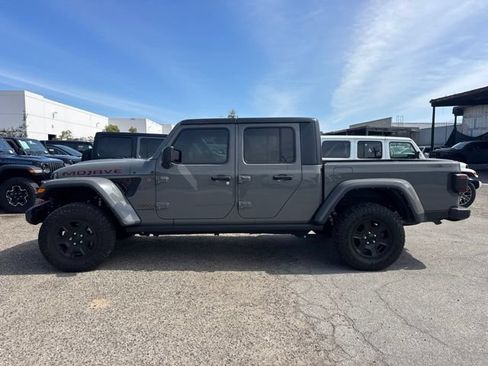 Used 2022 Jeep Gladiator Mojave w/ LED Lighting Group AWD/4WD image 9