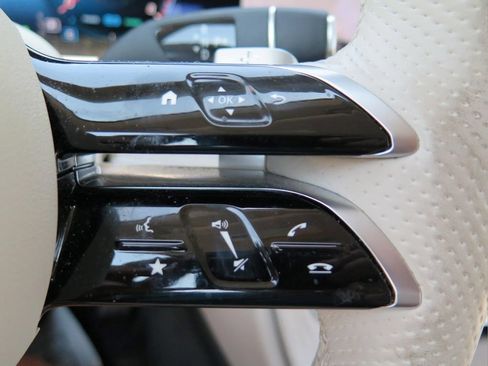 Used 2023 Mercedes-Benz E 450 Cabriolet image 19