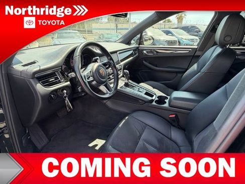Used 2020 Porsche Macan AWD/4WD image 5