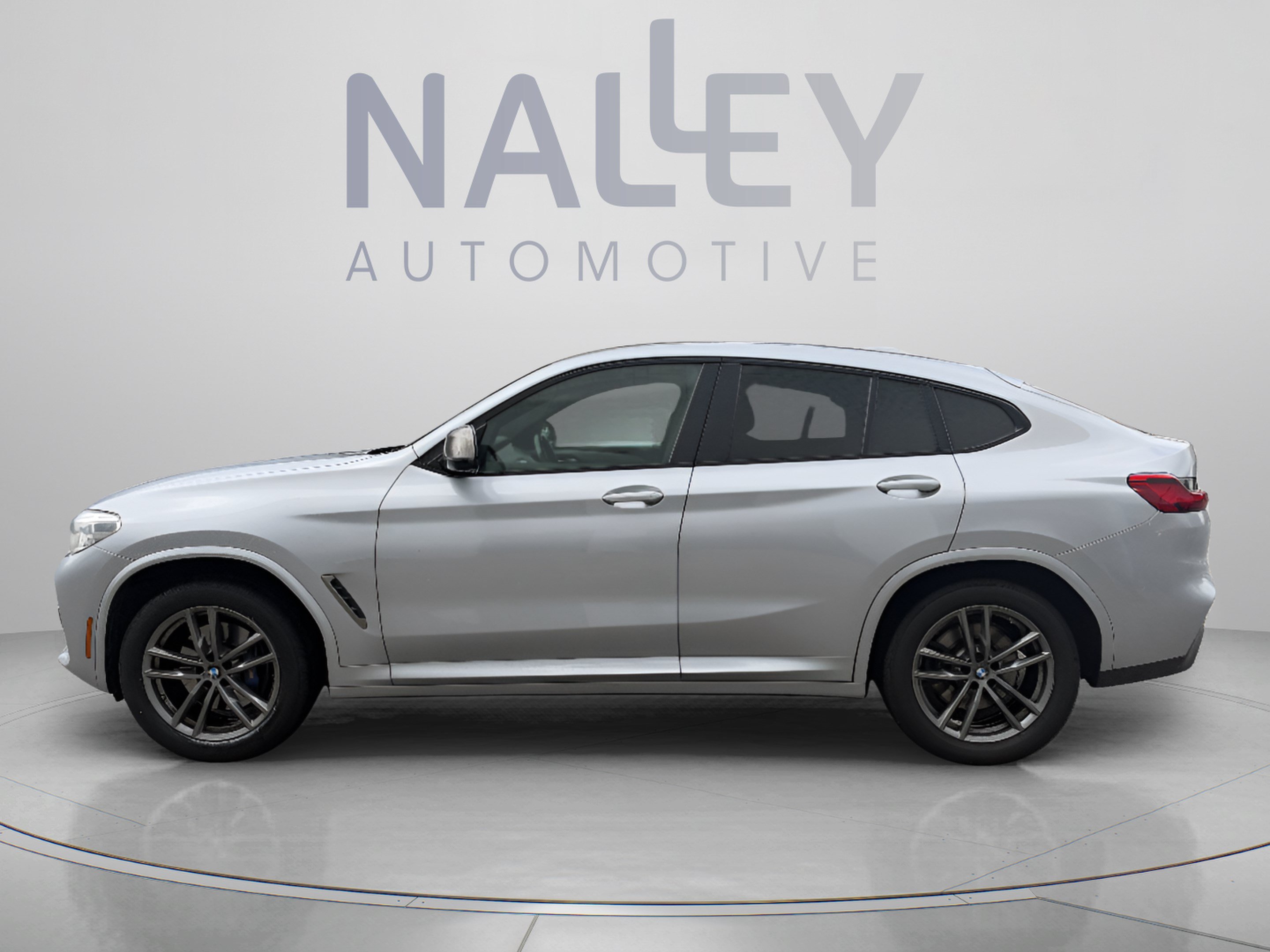 Used 2019 BMW X4 M40i w/ Premium Package AWD/4WD image 2