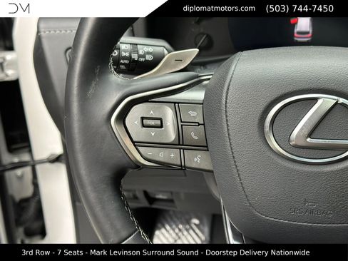 Used 2024 Lexus LX 600 4WD w/ Interior Upgrade Package image 32