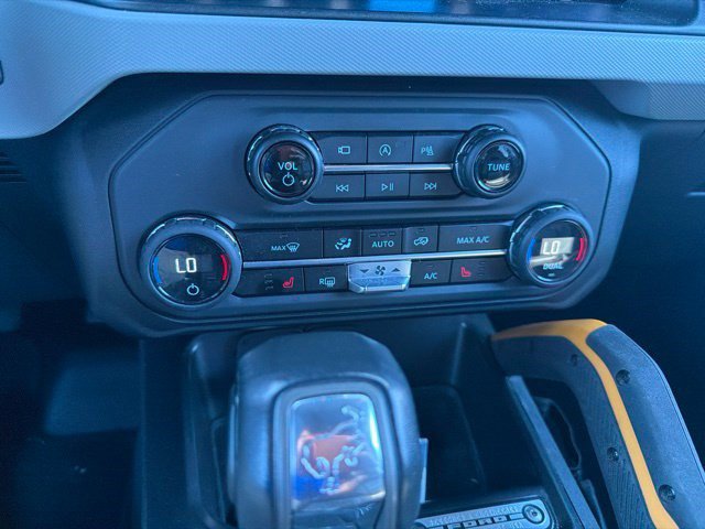 Used 2023 Ford Bronco Badlands w/ Sasquatch Package AWD/4WD image 41