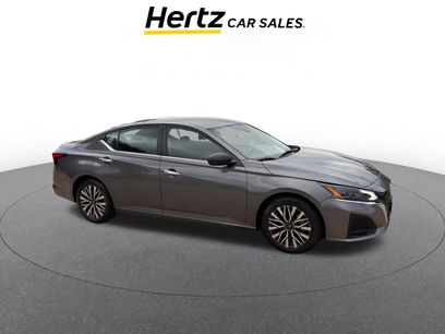 Used 2024 Nissan Altima 2.5 SV