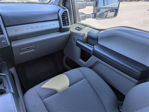 Used 2022 Ford F250 XLT w/ XLT Premium Package image 15
