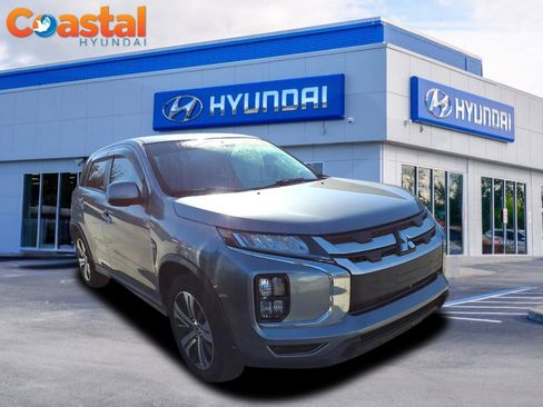 Used 2021 Mitsubishi Outlander Sport ES image 1