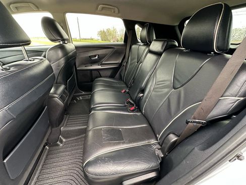 Used 2015 Toyota Venza XLE image 41