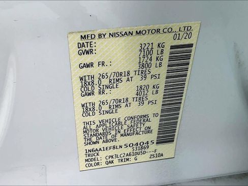 Used 2020 Nissan Titan SV w/ SV Convenience Package image 32