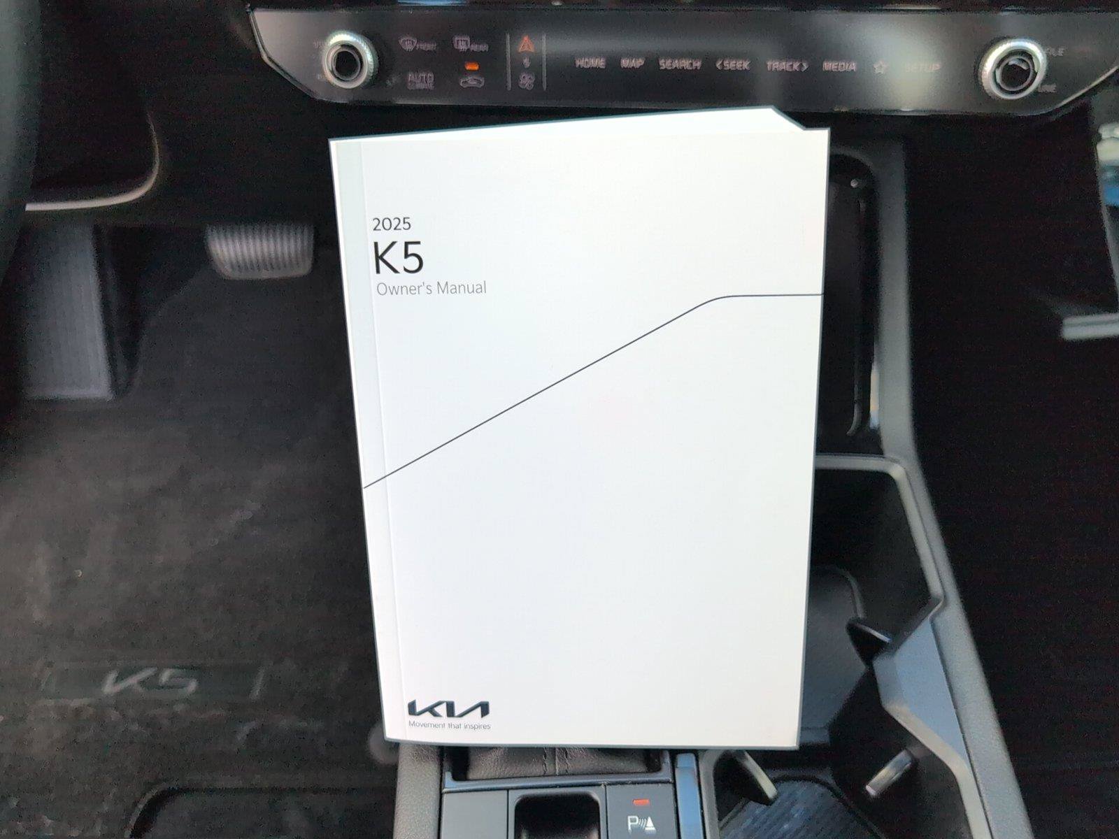 Used 2025 Kia K5 GT-Line w/ GT-Line Premium Package FWD image 39