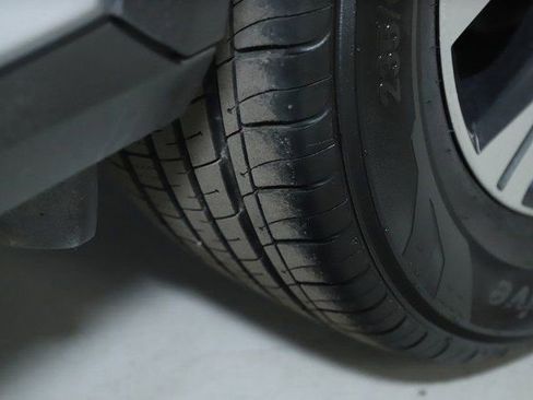 Certified 2023 Nissan Rogue SV image 39