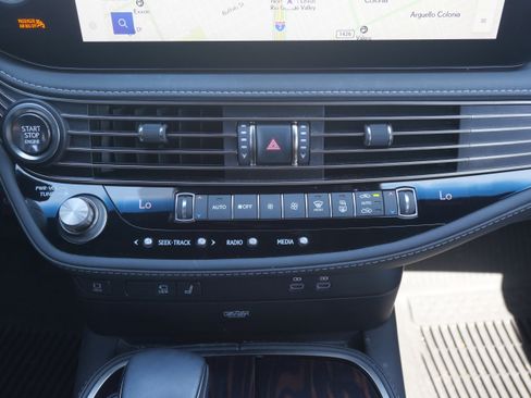 Used 2023 Lexus LS 500 w/ Luxury Package image 20