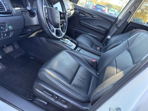 Used 2020 Honda Pilot Touring image 13