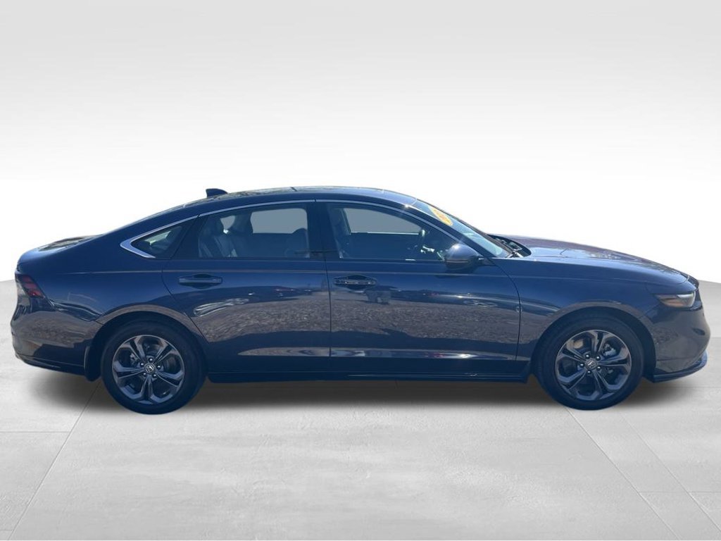 Used 2026 Honda Accord EX-L image 3