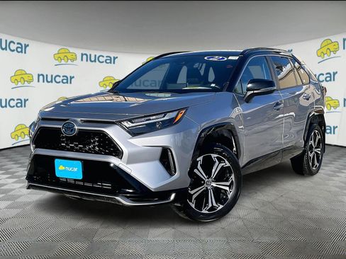 Certified 2022 Toyota RAV4 XSE image 3