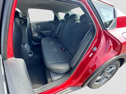New 2026 Kia K4 FWD image 22