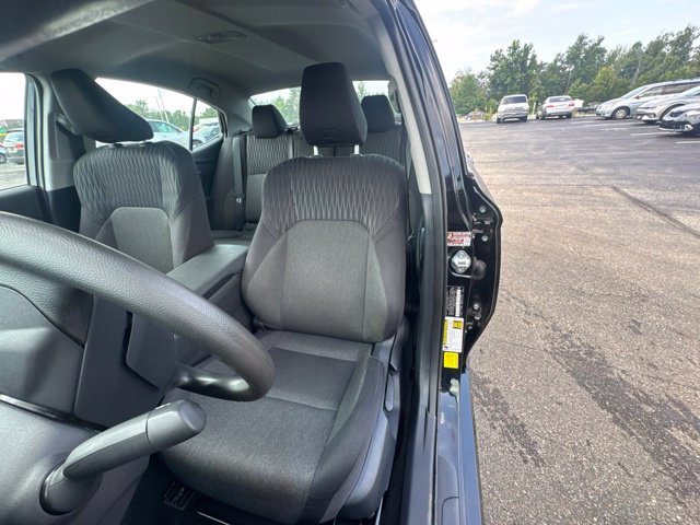 Used 2025 Toyota Camry LE FWD image 10