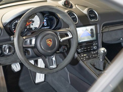 Certified 2024 Porsche 718 Cayman GTS RWD image 14