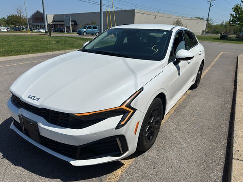 Used 2025 Kia K5 LXS image 9