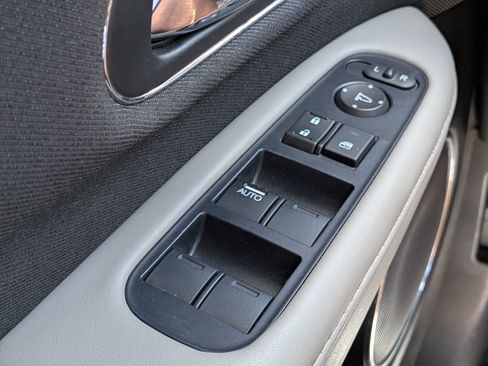 Used 2019 Honda HR-V EX image 23