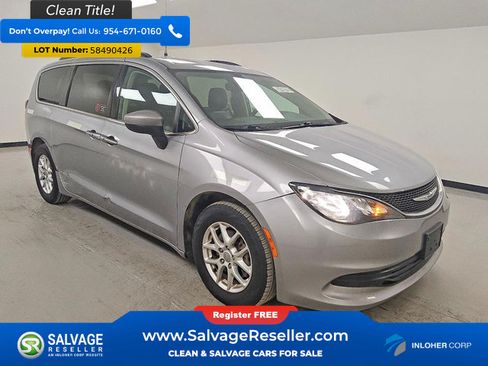 Used 2020 Chrysler Voyager Lxi FWD image 5