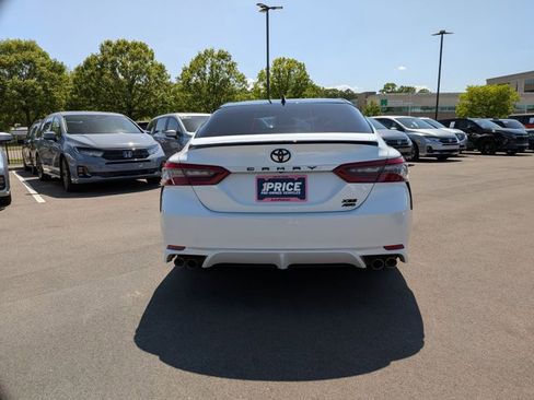 Used 2022 Toyota Camry XSE image 6