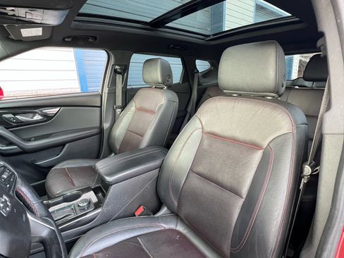 Used 2019 Chevrolet Blazer RS w/ Sun and Wheels Package image 11