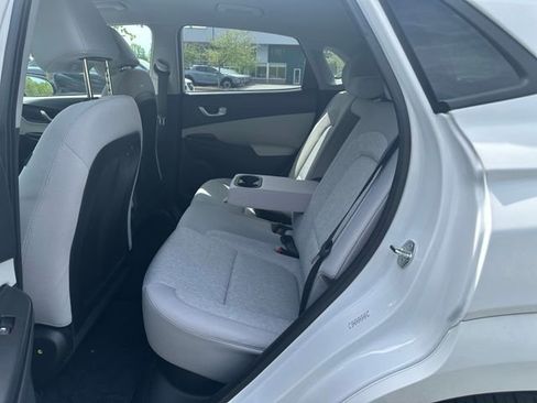 Certified 2023 Hyundai Kona SE FWD image 19