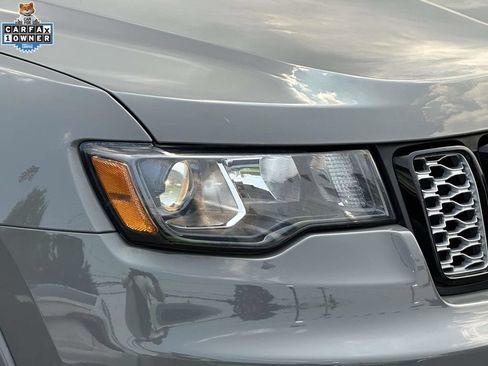 Used 2020 Jeep Grand Cherokee Altitude AWD/4WD image 8