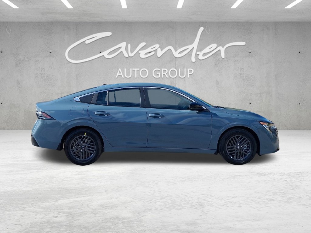 New 2027 Nissan Sentra SV FWD image 18