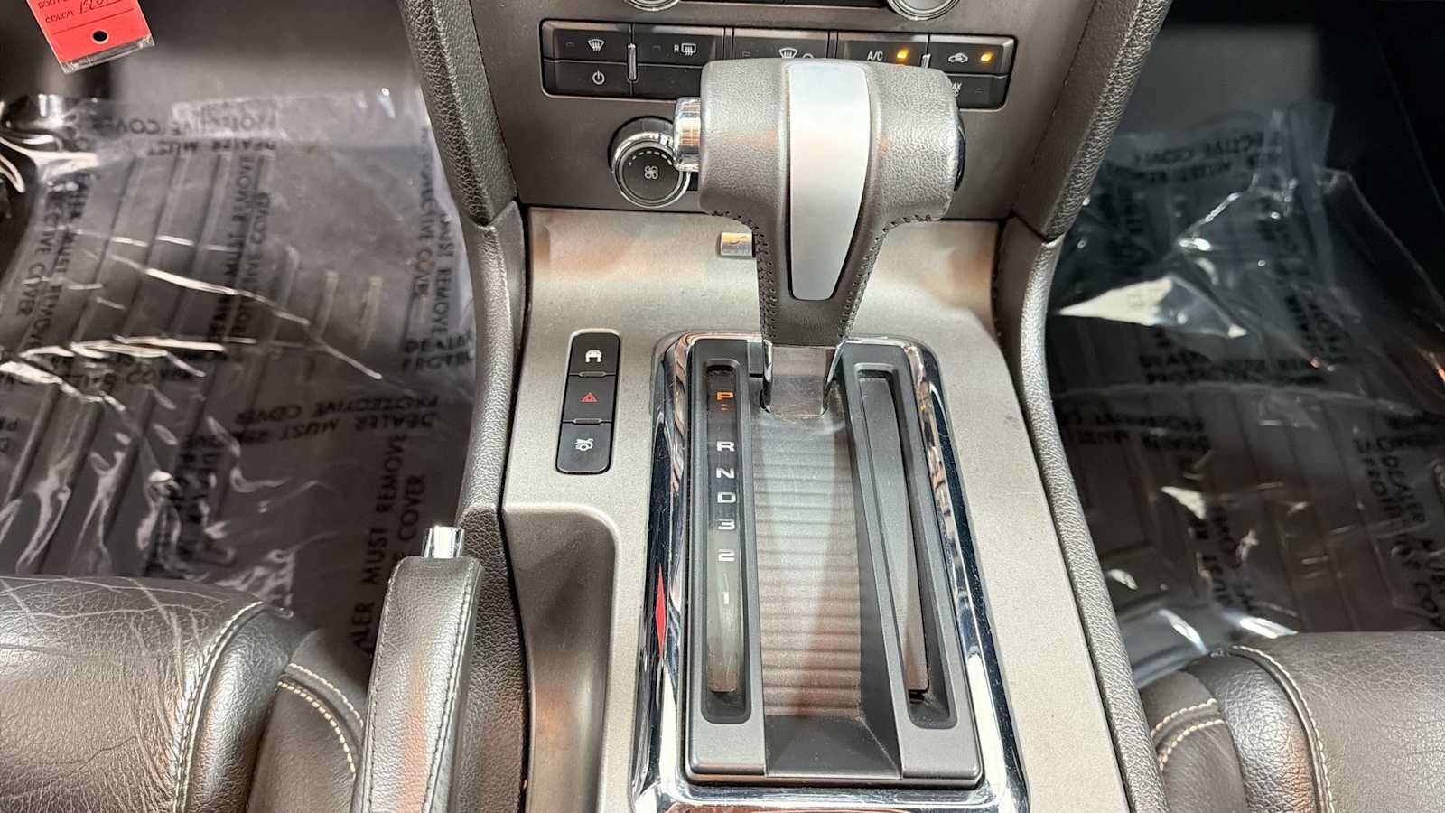 Used 2010 Ford Mustang Convertible RWD image 21