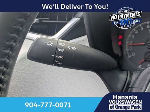 Used 2021 Toyota Corolla SE FWD image 30