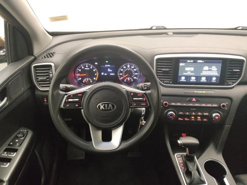 Used 2021 Kia Sportage LX w/ LX Fwd Popular Package image 22