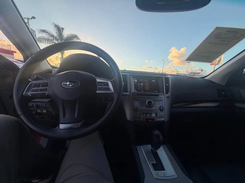 Used 2013 Subaru Legacy 3.6R Limited AWD/4WD image 7